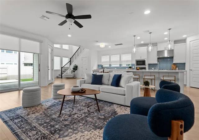 Photo 1 of Single family home for sale at 7913 Edmondson Bnd, Austin, TX 78744 | MLS# 3857605 | Listing updated on 2026-10-19