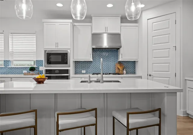 Photo 4 of Single family home for sale at 7913 Edmondson Bnd, Austin, TX 78744 | MLS# 3857605 | Listing updated on 2026-10-19