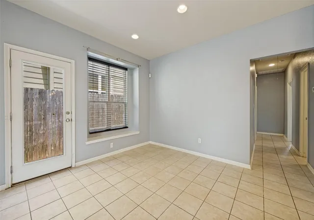Photo 4 of Single family home for sale at 138 Wainscot Oak Way, San Marcos, TX 78666 | MLS# 4175028 | Listing updated on 2026-10-07
