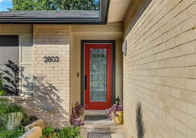 Photo 3 of Single family home for sale at 2803 Leeds Cv, Austin, TX 78745 | MLS# 5829024 | Listing updated on 2026-10-23