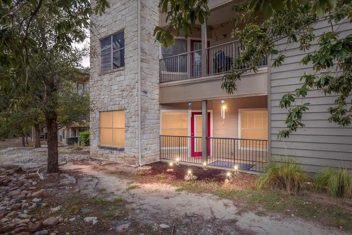 Listing Photo 1 - Condo for sale in 2320 Gracy Farms Ln located at 2320 Gracy Farms Ln, Austin, TX 78758 - Unit #414