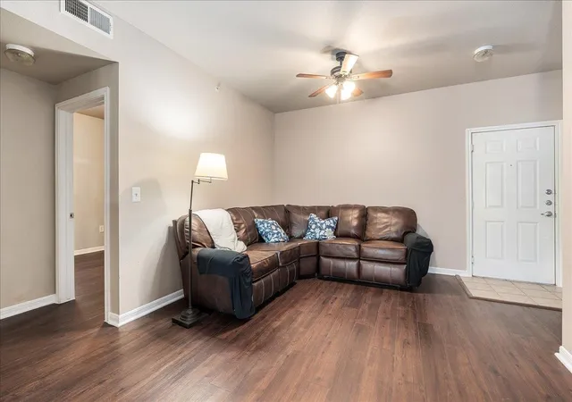Photo 3 of Condo for sale at 2320 Gracy Farms Ln #414, Austin, TX 78758 | MLS# 3251763 | Listing updated on 2026-10-01