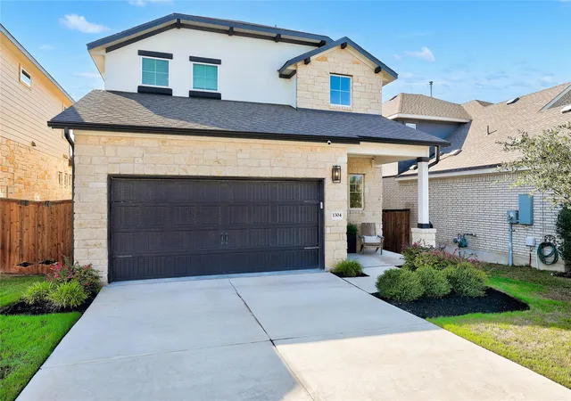 Photo 2 of Single family home for sale at 1304 Kneehigh Ln, Georgetown, TX 78633 | MLS# 5122774 | Listing updated on 2026-10-10