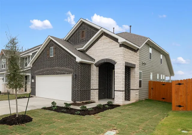 Photo 2 of Single family home for sale at 213 Clover Bnd, Liberty Hill, TX 78642 | MLS# 7126270 | Listing updated on 2026-09-30