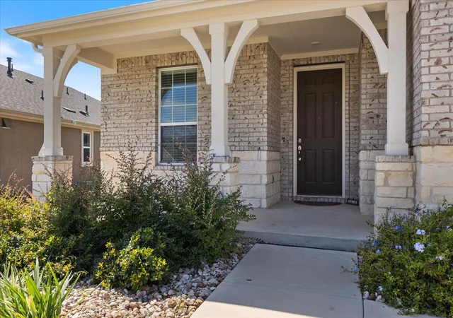 Photo 3 of Single family home for sale at 217 Bellows St, Georgetown, TX 78633 | MLS# 8358086 | Listing updated on 2026-10-23