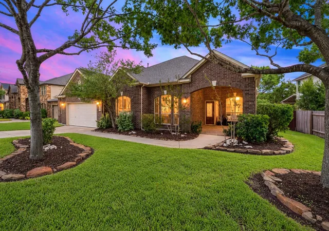 Photo 3 of Single family home for sale at 808 Cyn Springs Dr, Cedar Park, TX 78613 | MLS# 5158925 | Listing updated on 2026-10-08