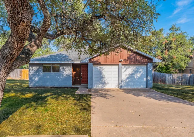 Photo 1 of Single family home for sale at 5628 Wagon Train Rd, Austin, TX 78749 | MLS# 8591495 | Listing updated on 2026-10-21
