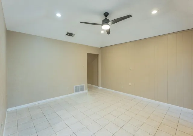 Photo 4 of Single family home for sale at 5628 Wagon Train Rd, Austin, TX 78749 | MLS# 8591495 | Listing updated on 2026-10-21