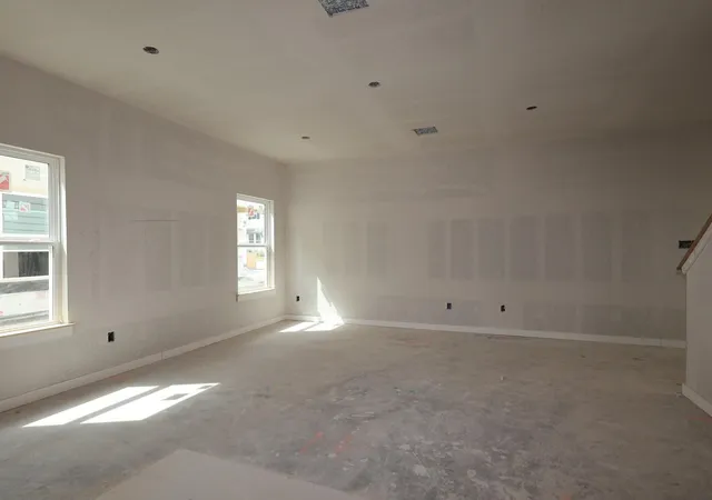 Photo 4 of Single family home for sale at 467 Bishop Wood Rd, Dripping Springs, TX 78620 | MLS# 5330709 | Listing updated on 2026-10-05