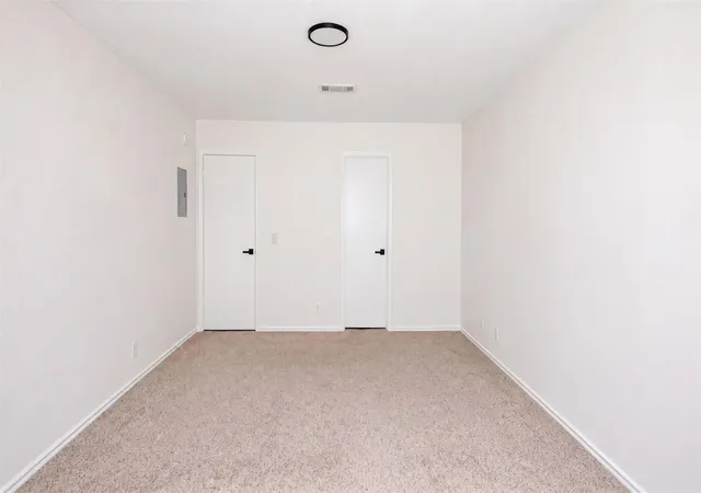 Photo 3 of Single family home for sale at 13800 Spring Heath Rd, Pflugerville, TX 78660 | MLS# 1779914 | Listing updated on 2026-10-06