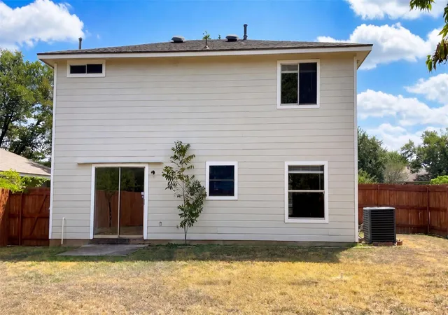 Photo 4 of Single family home for sale at 13800 Spring Heath Rd, Pflugerville, TX 78660 | MLS# 1779914 | Listing updated on 2026-10-06