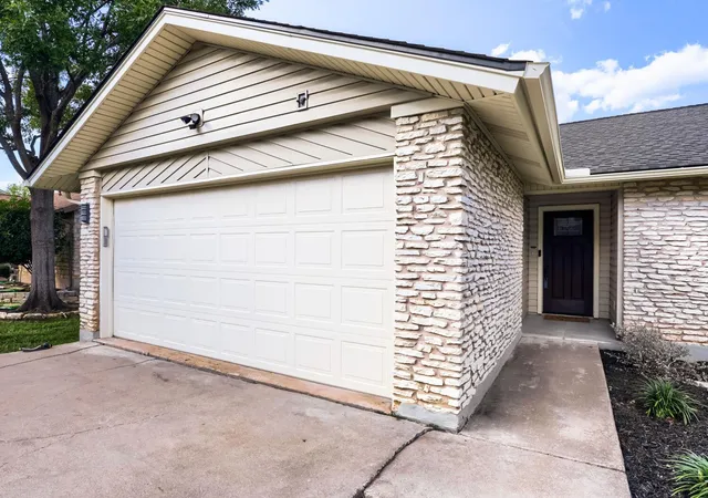 Photo 2 of Single family home for sale at 3606 Monument Dr, Round Rock, TX 78681 | MLS# 1813935 | Listing updated on 2026-10-10