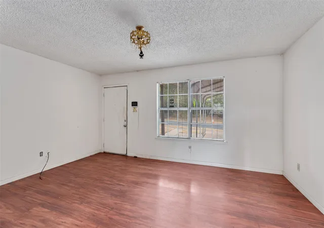 Photo 3 of Single family home for sale at 1113 Lawson Ln, Austin, TX 78702 | MLS# 5054529 | Listing updated on 2026-10-21