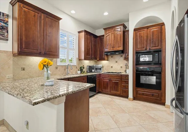 Photo 4 of Single family home for sale at 15200 Lariat Trl, Austin, TX 78734 | MLS# 8282993 | Listing updated on 2026-10-06