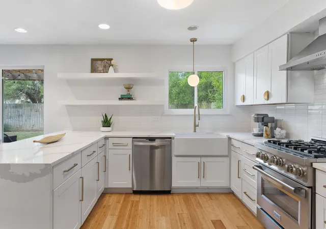 Photo 1 of Single family home for sale at 9104 Texas Oaks Dr, Austin, TX 78748 | MLS# 9679802 | Listing updated on 2026-10-27