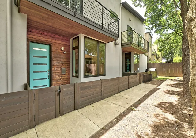 Photo 2 of Condo for sale at 2118 Brackenridge St #5, Austin, TX 78704 | MLS# 5425581 | Listing updated on 2026-10-02