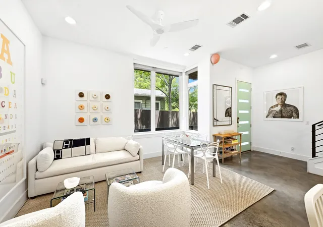 Listing Photo 5 - Condo for sale in building located at 2118 Brackenridge St, Austin, TX 78704 - Unit #5