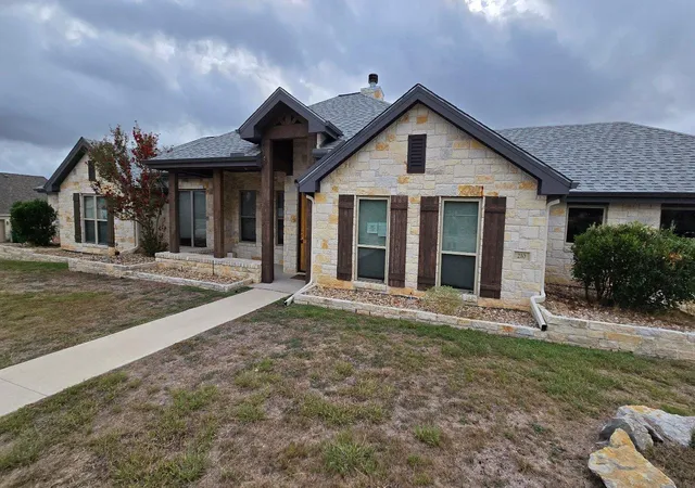Photo 1 of Single family home for sale at 210 Stonehenge Way, Marble Falls, TX 78654 | MLS# 1139425 | Listing updated on 2026-10-01
