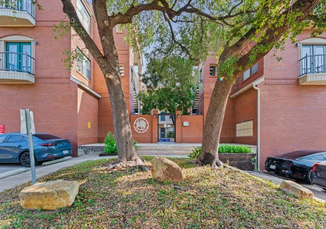 Photo 2 of Condo for sale at 106 E 30th Street #308, Austin, TX 78705 | MLS# 9989604 | Listing updated on 2026-10-04