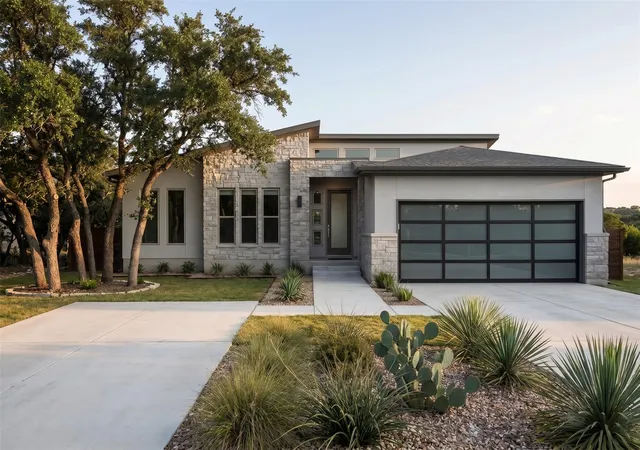 Photo 1 of Single family home for sale at 21507 Santa Elena Cir, Lago Vista, TX 78645 | MLS# 6973720 | Listing updated on 2026-10-02