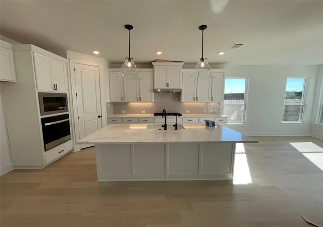 Photo 4 of Single family home for sale at 19504 Janke Cv, Pflugerville, TX 78660 | MLS# 1713111 | Listing updated on 2026-10-08