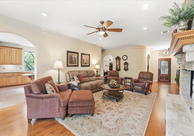 Photo 3 of Single family home for sale at 801 Rainbows End Rd, Wimberley, TX 78676 | MLS# 8992920 | Listing updated on 2026-10-09
