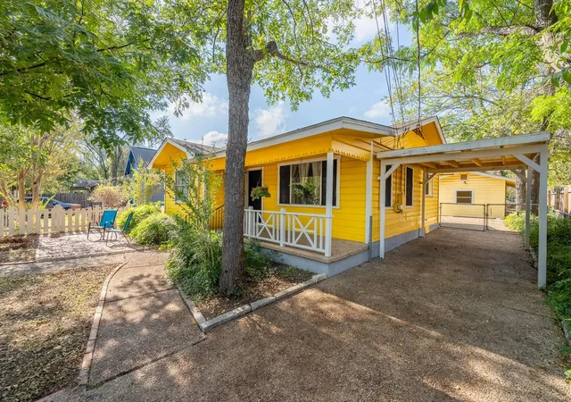 Photo 1 of Single family home for sale at 6107 Felix Ave, Austin, TX 78741 | MLS# 3770662 | Listing updated on 2026-10-03