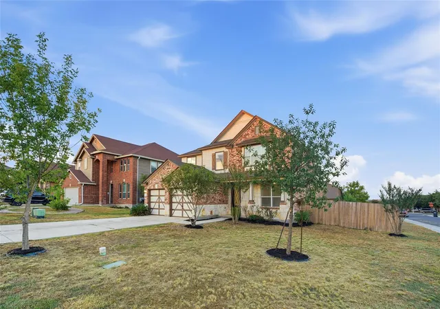 Photo 3 of Single family home for sale at 100 Quinton Cv, Kyle, TX 78640 | MLS# 8610404 | Listing updated on 2026-10-08