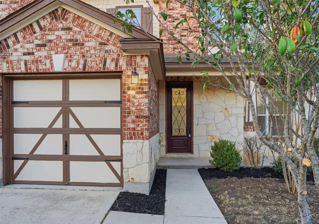 Photo 3 of Single family home for sale at 100 Quinton Cv, Kyle, TX 78640 | MLS# 8610404 | Listing updated on 2026-10-08