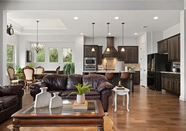 Photo 4 of Single family home for sale at 200 Lake Rim Cir, Georgetown, TX 78633 | MLS# 6562090 | Listing updated on 2026-10-18