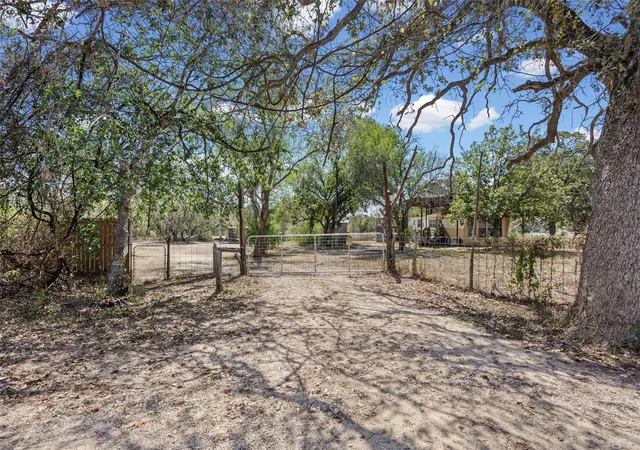 Photo 2 of Manufactured home for sale at 336 Boulder Ln, Dale, TX 78616 | MLS# 3601553 | Listing updated on 2026-10-09