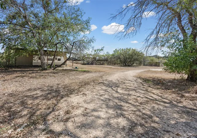 Photo 4 of Manufactured home for sale at 336 Boulder Ln, Dale, TX 78616 | MLS# 3601553 | Listing updated on 2026-10-09