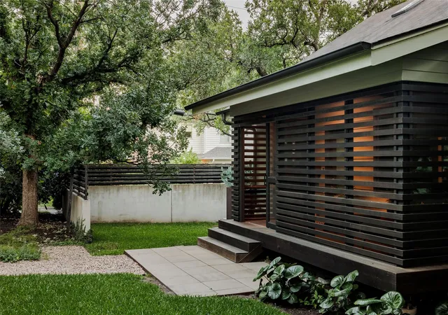 Photo 3 of Single family home for sale at 2201 Bowman Ave, Austin, TX 78703 | MLS# 9115185 | Listing updated on 2026-10-07