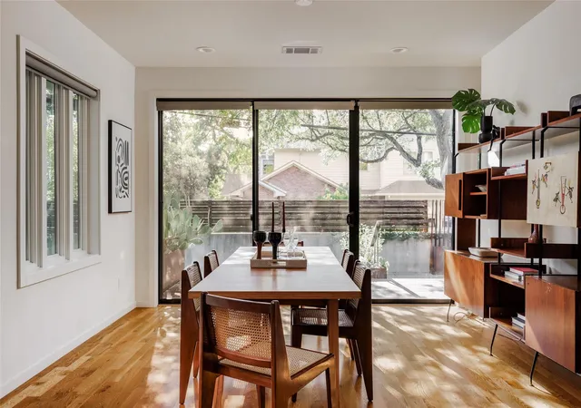 Photo 4 of Single family home for sale at 2201 Bowman Ave, Austin, TX 78703 | MLS# 9115185 | Listing updated on 2026-10-07