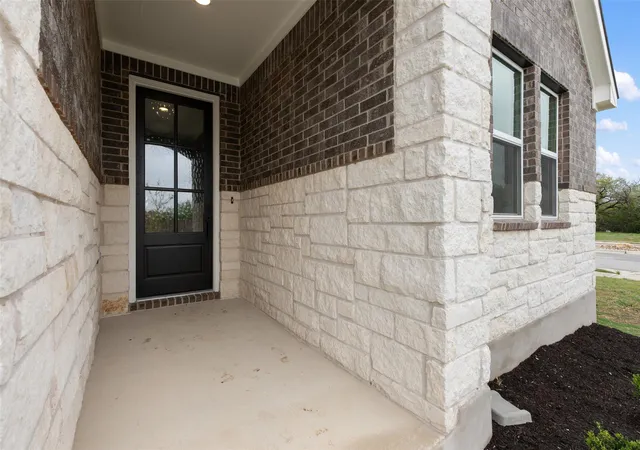 Photo 4 of Single family home for sale at 553 Redding Way, Georgetown, TX 78633 | MLS# 9564047 | Listing updated on 2026-10-01
