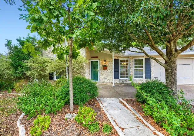 Photo 3 of Single family home for sale at 13100 Running Deer Trl, Manchaca, TX 78652 | MLS# 2300058 | Listing updated on 2026-10-08