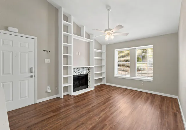 Condo for sale at 1411 Gracy Farms Ln #61, Austin, TX 78758 | MLS# 5360775