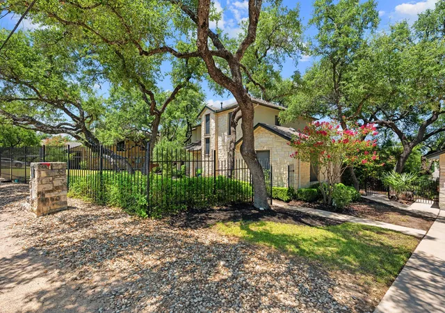 Photo 2 of Single family home for sale at 5002 Weletka Dr, Austin, TX 78734 | MLS# 3911012 | Listing updated on 2026-10-11