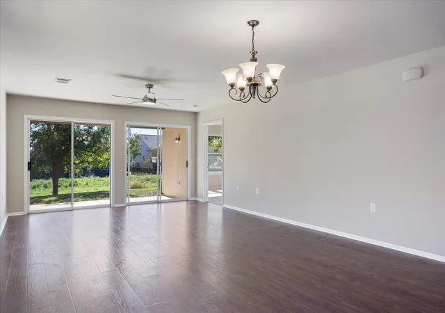 Photo 4 of Single family home for sale at 209 Salt Crk Ln, Georgetown, TX 78633 | MLS# 3094726 | Listing updated on 2026-10-28