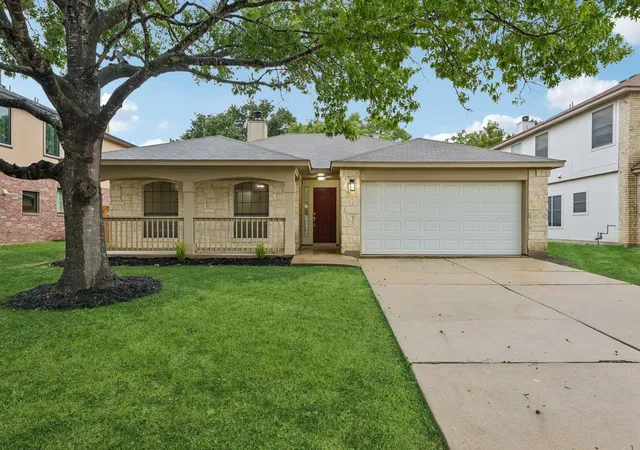 Photo 1 of Single family home for sale at 500 Britni Loop, Kyle, TX 78640 | MLS# 2886023 | Listing updated on 2026-10-07