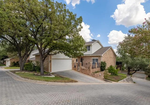 Photo 2 of Condo for sale at 3901 Belmont Park Dr #C, Austin, TX 78746 | MLS# 4943143 | Listing updated on 2026-10-02