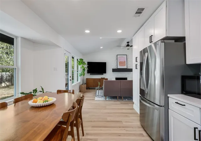 Photo 4 of Single family home for sale at 6100 Boxcar Run, Austin, TX 78745 | MLS# 4068676 | Listing updated on 2026-10-08