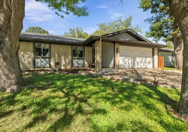 Photo 1 of Single family home for sale at 6504 Sunnysky Way, Austin, TX 78745 | MLS# 7195869 | Listing updated on 2026-10-08