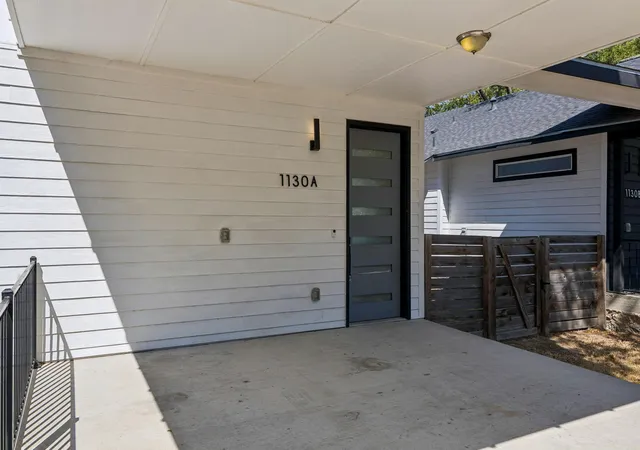 Photo 3 of Condo for sale at 1130 Spur St #A, Austin, TX 78721 | MLS# 5054777 | Listing updated on 2026-10-03