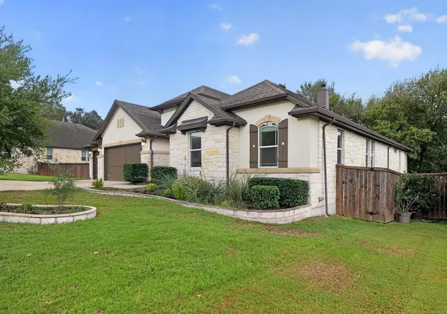 Photo 3 of Single family home for sale at 809 Lorraine Cv, Round Rock, TX 78665 | MLS# 4091915 | Listing updated on 2026-10-03