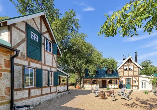 Photo 10 of Single family home for sale at 328 Himmel Rd, Fredericksburg, TX 78624 | MLS# 6172325 | Listing updated on 2026-10-05