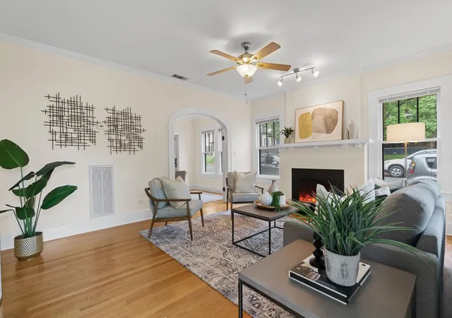 Photo 2 of Multi family home for sale at 601 E 43rd Street, Austin, TX 78751 | MLS# 7948565 | Listing updated on 2026-10-14