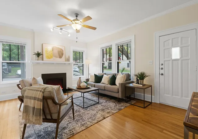 Photo 3 of Multi family home for sale at 601 E 43rd Street, Austin, TX 78751 | MLS# 7948565 | Listing updated on 2026-10-14