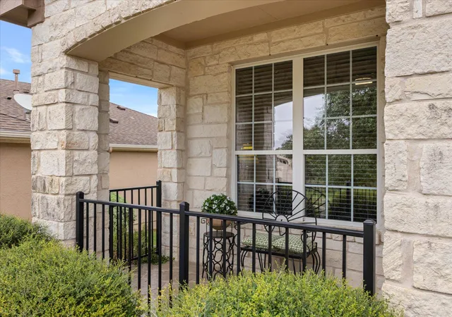 Photo 4 of Single family home for sale at 106 Powder Crk Cv, Georgetown, TX 78633 | MLS# 2087357 | Listing updated on 2026-10-09