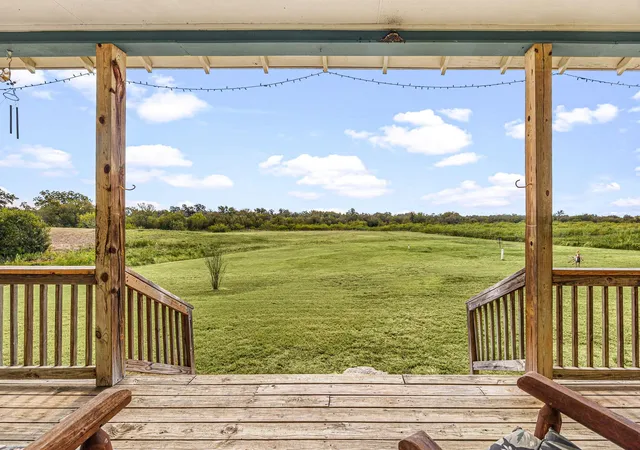 Photo 3 of House for sale at 550 County Rd 471, Thrall, TX 76578 | MLS# 5717660 | Listing updated on 2026-10-07